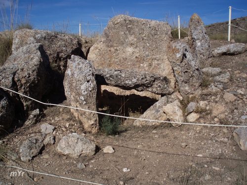 Dolmen Conquin bajo 141 Gorafe Granada Andalucía