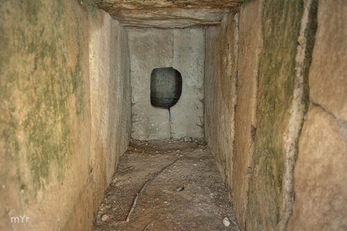 Dolmen  de Los Bermejales F3 Arenas del Rey Granada Andalucía