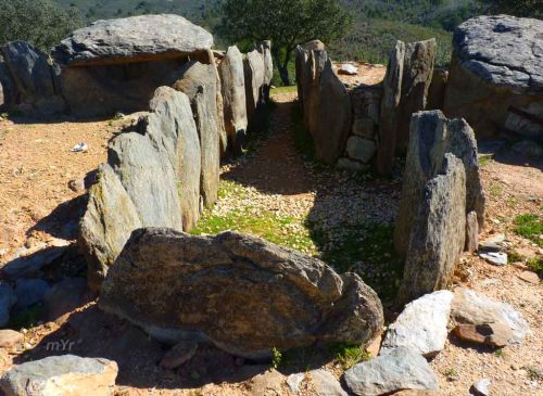 Dolmen  Pozuelo-7 F2- Zalamea la Real - Huelva Andalucía