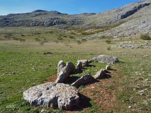 Dolmen de las Encinas borrachas F2 Ronda Malaga
