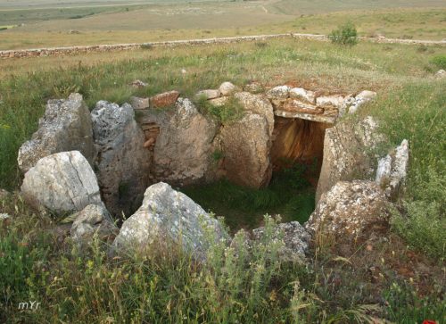Dolmen-de-Las-arnillas f1-Gredilla-de-Sedano-Burgos Castilla y Leon