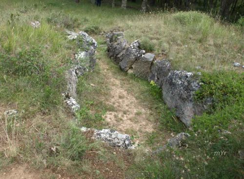 Dolmen-de-Valdemuriel-Tubilla-del-Agua-Burgos Castilla y  Leon