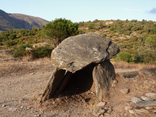 Dolmen-de-Cap-de-l'Home-F2 Roses-Girona Cataluña