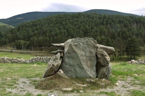 Dolmen de La Paborda  F2La Molina Alp Girona Cataluña