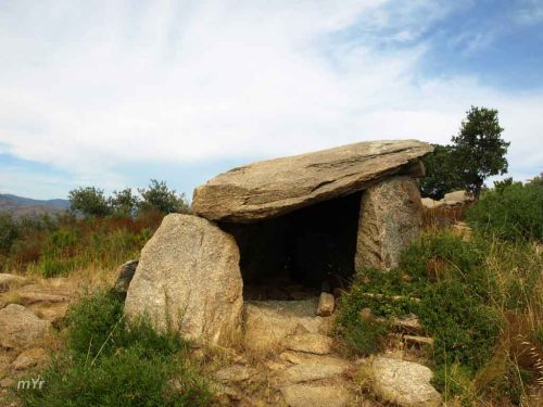 Dolmen-de-la-Carena-Vilajuïga-Girona Cataluña