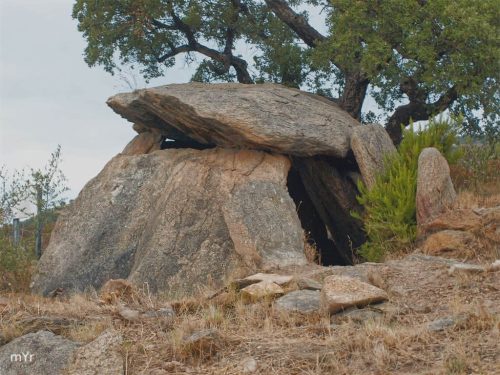 Dolmen-de-la-Devesa F2-Palau-saverdera-Girona Cataluña