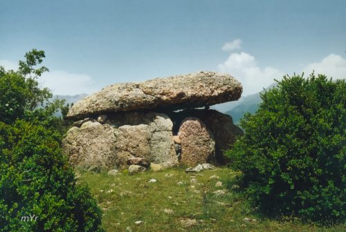 Dolmen-de-La-casa-encantada F2-Pinyana-Lerida. Cataluña