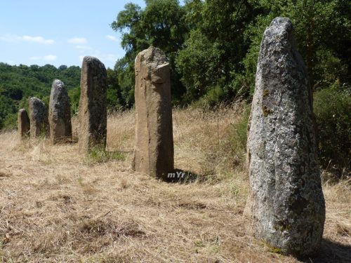 Aliniamiento de Biru 'e Concas Sorgono  Nuoro Cerdeña-Italia