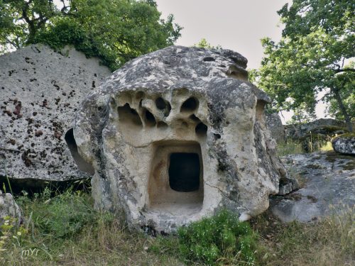 Domus de janas de Uniai Lodine Nuoro Cerdeña-Italia