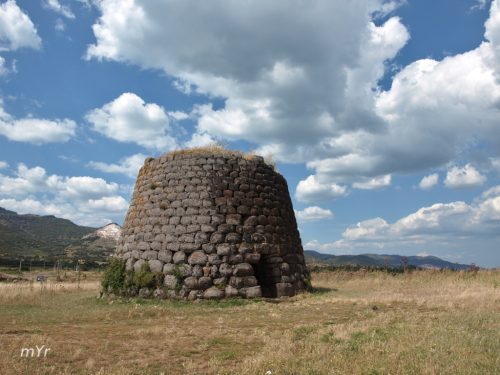 Nuraghe Santa Sabina Marghine Silanus Nuoro Cerdeña-Italia