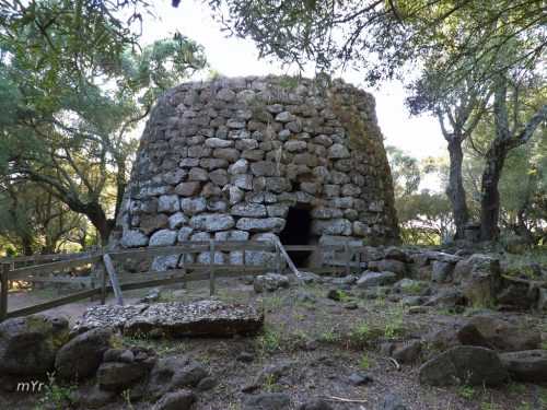 Nuraghe Santa Cristina Paulilatino  Oristano Cerdeña-Italia