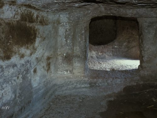Domus de Janas Roca del Elefante F2 Castelsardo Sassar Cerdeña-Italia