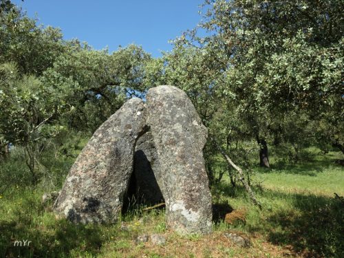 Dolmen-de-San-Blas F2-Barcarrota-Badajoz Extremadura