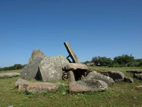 Dolmen-del-Milano F1-Barcarrota-Badajoz Extremadura