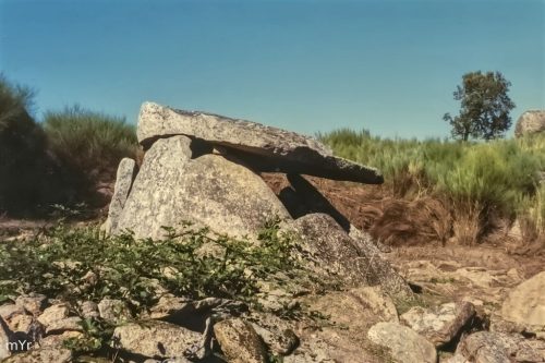 Dolmen Huerta de las monjas F-2  Valencia de Alcantara Cáceres Extremadura