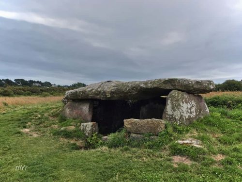 Dolmen-Taol-Vaen-Kerguntuil-Tregastel-Lannion Côtes-d'Armor Bretaña