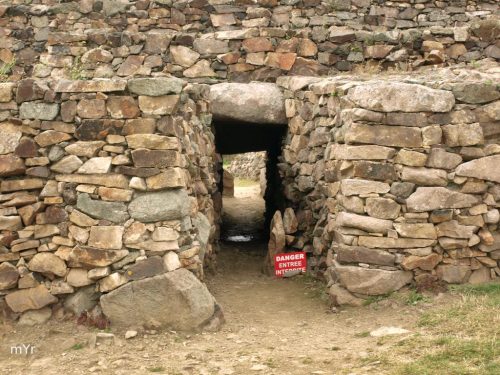 Cairn de Barnenez F4 Plouezoc'h Morlaix Finistère Bretaña