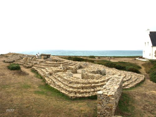 Cairn de Menez Plouhinec F1 Quimper Finistère Bretaña