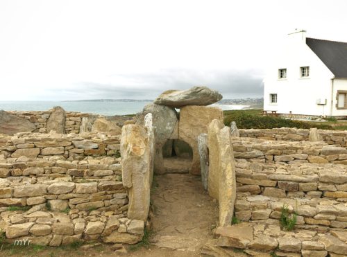 Cairn de Menez Plouhinec F3 Quimper Finistère Bretaña