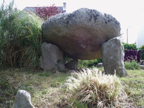 Dolmen de Menez-Veil F1 Plobannalec-Lesconil  Quimper Finistère Bretaña