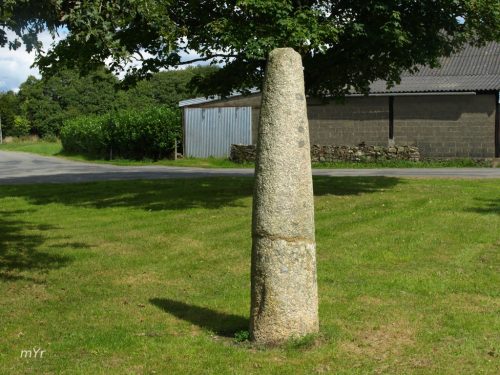Estela de Trémeur Bannalec Quimper Finistère Bretaña