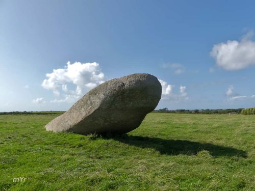 Menhir de Kergadiou 2 Plourin Brest Finistère Bretaña