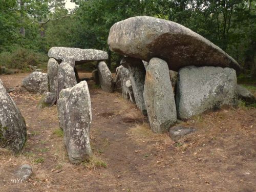 Dolmen de Keriaval F2 Carnac Vannes Morbihan Bretaña
