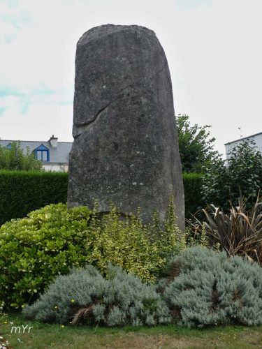 Menhir de la Résistance Locminé Pontivy Morbihan Bretaña