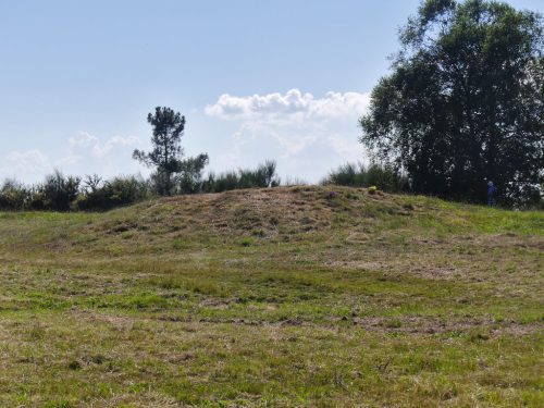 Mamoas de As Cabanas Tumulo Nogueira de Ramuin Ourense Galicia