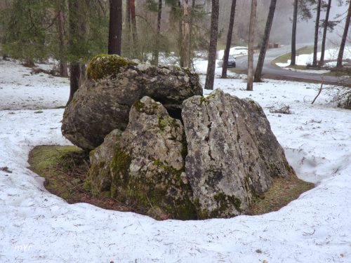 Dolmen de Albia Errealengo F1 Sierra de  Aralar Navarra