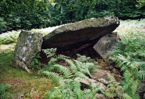 Dolmen-de-Rolan-Iñarbil-Navarra