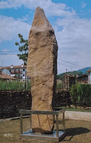 Menhir de Soalar Museo etnografico Elizondo Navarra