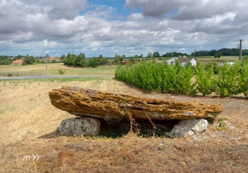 Dolmen de Laprougès Valeuil Périgueux Dordogne Nueva Aquitania