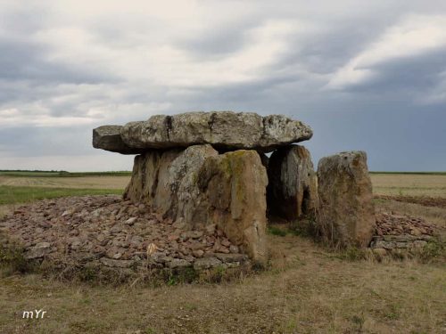 Dolmen-de-Taizé-Maulais 4 F2 Taizé Bressuire Deux-Sèvres  Nueva Aquitania
