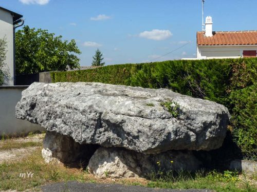 Dolmen-de-la-Combe-des-Dames-Châteaubernard-Cognac-Charente Nueva Aquitania