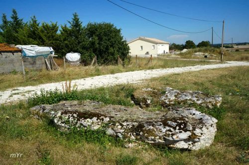 Dolmen dit al Roc del Ser Faux Bergerac Dordogne  Nueva Aquitania