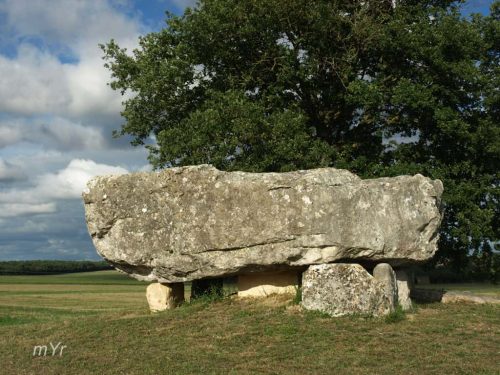 Dolmen la Petite Pérotte Fontenille Angoulême Charente Nueva Aquitania