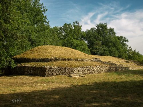 Tumulus de Bougon Niort F2 Deux-Sèvres Nueva Aquuitania