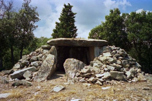 Dolmen-Palet-de-Roland-Villeneuve-Minervois Carcassonne Aude Ocitania
