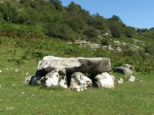 Dolmen Jentilarri  F2 Lizarrusti Guipúzcoa País Vasco