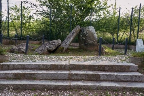 Anta da Azenha dos Apóstolos Pardais Vila Viçosa Évora Alentejo