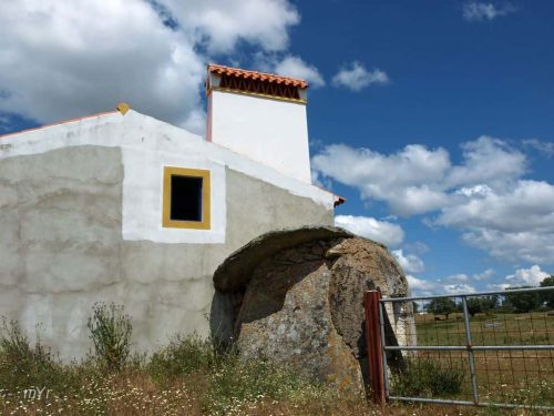 Anta da Fonte de Mouratão  São João Baptista Castelo de Vide Portalegre Alentejo