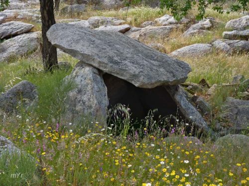 Anta da Laje dos Frades Santo António das Areia Marvão Alentejo