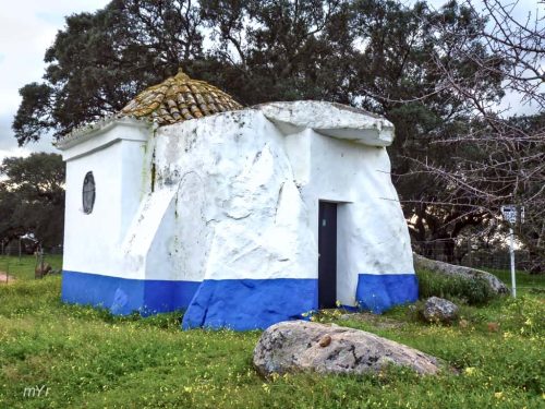 Anta de São Brissos Santiago do Escoura l Montemor o Novo Évora Alentejo