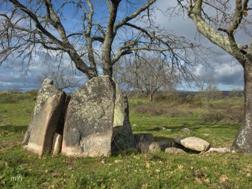 Anta dos Currais do Galhordas São João Baptista  Castelo de Vide Portalegre Alentejo