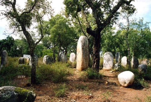 Cromeleque da Portela de Mogos F2 Nossa Senhora da Tourega  Evora Alentejo